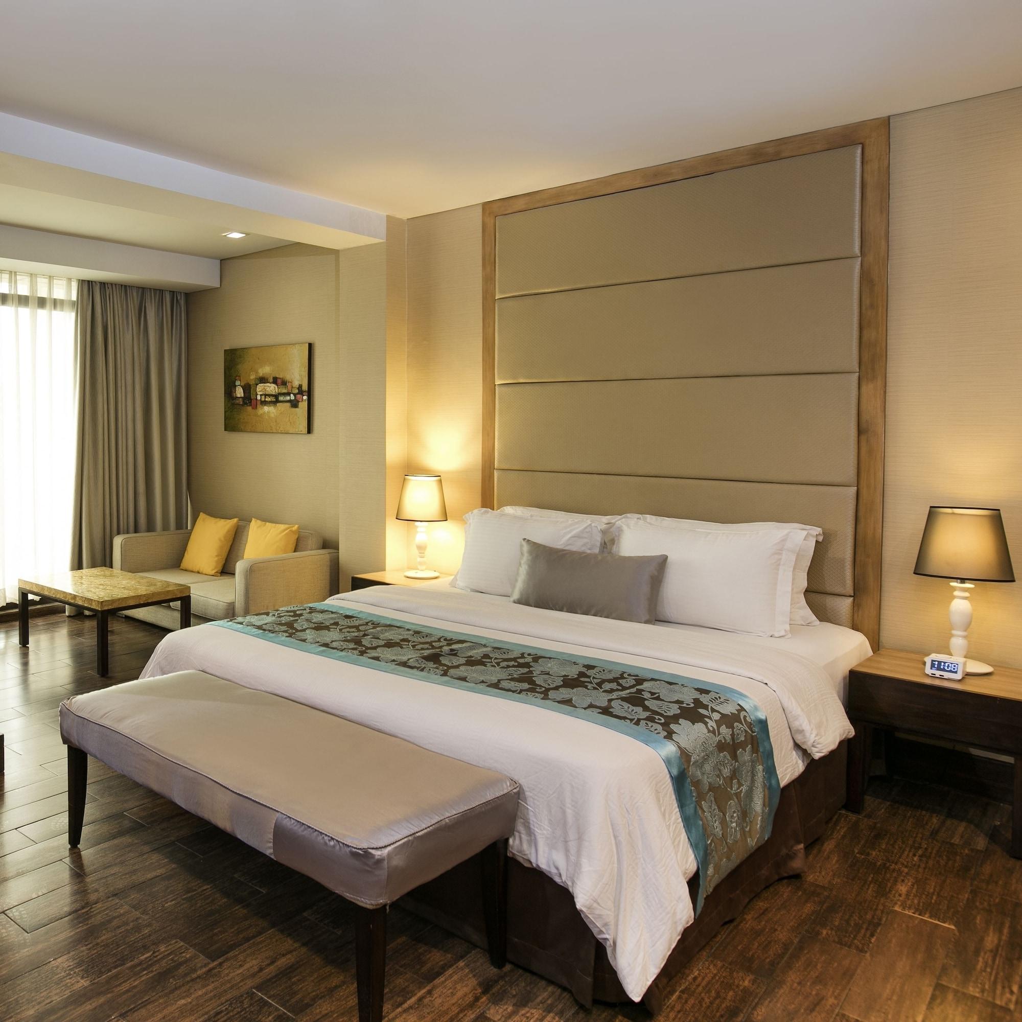 Goldberry Suites & Hotel Mactan Lapu-Lapu City Exterior photo