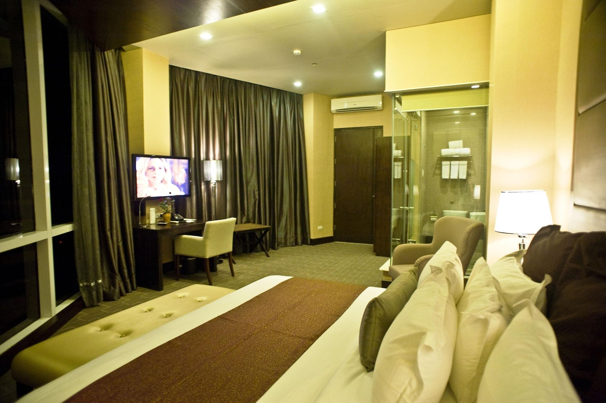 Goldberry Suites & Hotel Mactan Lapu-Lapu City Exterior photo