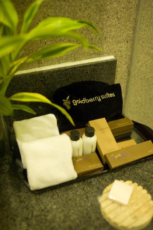 Goldberry Suites & Hotel Mactan Lapu-Lapu City Exterior photo